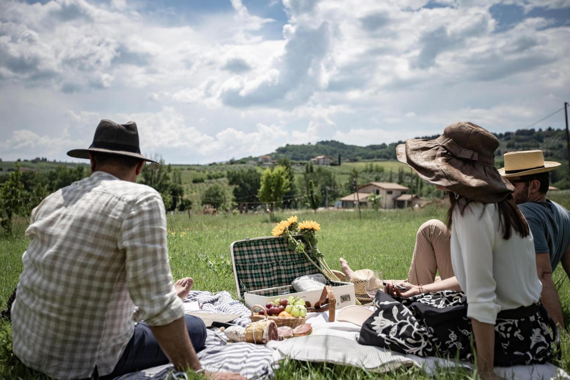 Agriturismo Qui E Ora Bevagna Exteriör bild